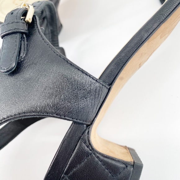 Chanel Black Quilted Leather Gold Chain Link CC Pearl Single Strap Sandals 40 - Picture 14 of 15